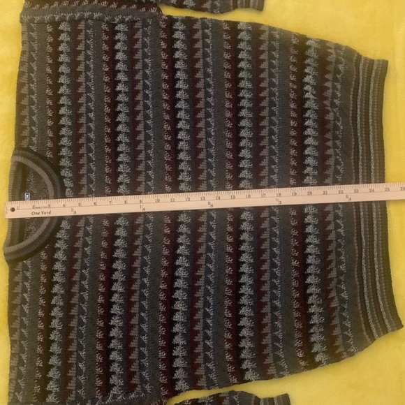 JANTZEN Acrylic/Polyester CrewNeck Sweater - Picture 5 of 6